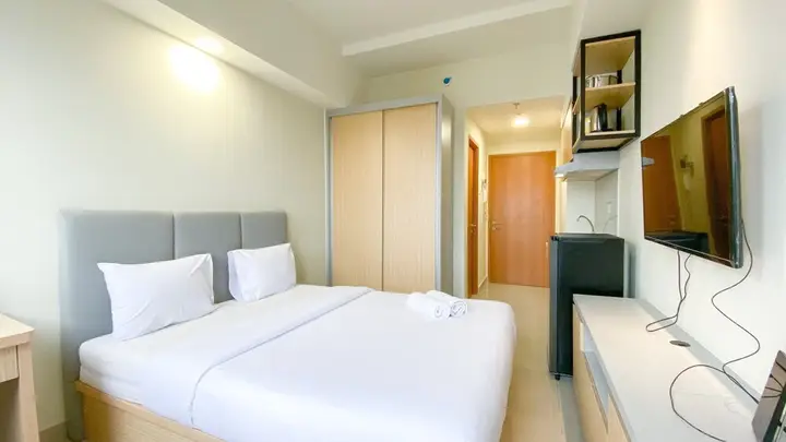 Депок: Minimalist And Nice Studio Apartment At Evenciio Margonda