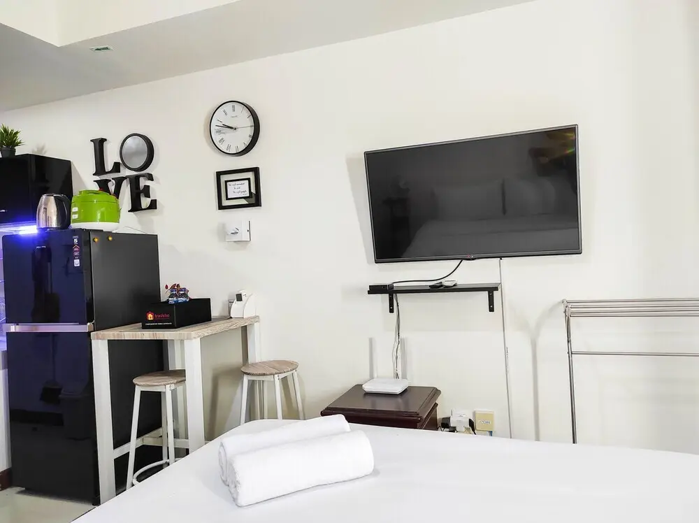 Макассар: Cozy Stay Studio At Vida View Makassar Apartment