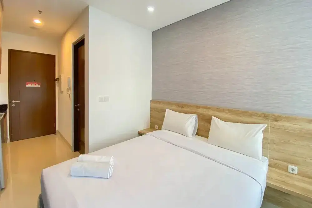 Джакарта: Elegant And Homey Studio Ciputra World 2 Apartment
