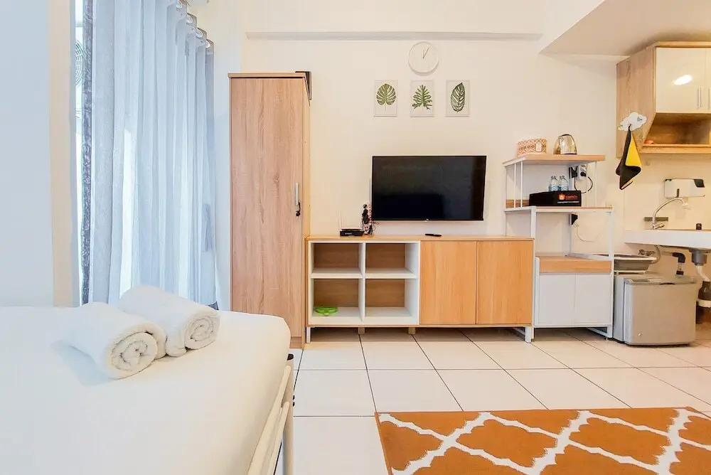 Legok: Strategic And Nice Studio Apartment At M-Town Residence Travelio