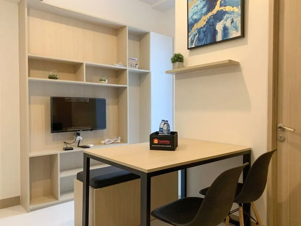 Южный Тангеранг: Relaxing And Warm 2Br At Tokyo Riverside Pik 2 Apartment