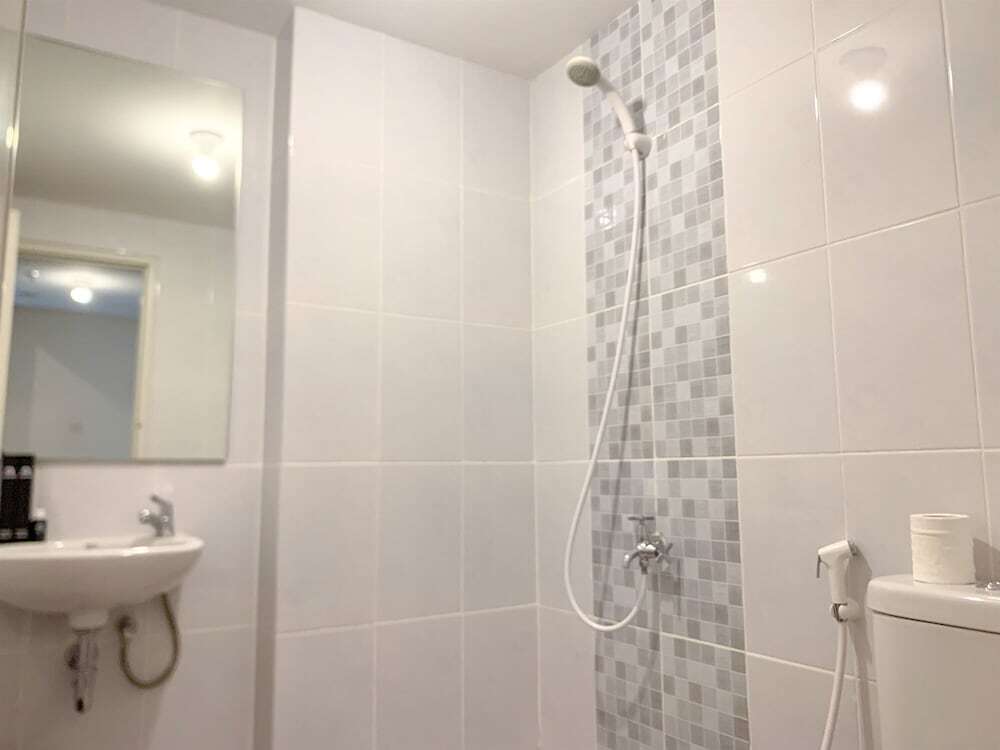 Южный Тангеранг: Relaxing And Warm 2Br At Tokyo Riverside Pik 2 Apartment