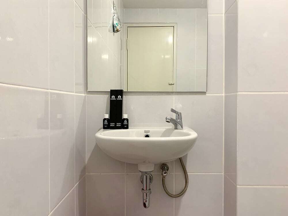 Южный Тангеранг: Relaxing And Warm 2Br At Tokyo Riverside Pik 2 Apartment