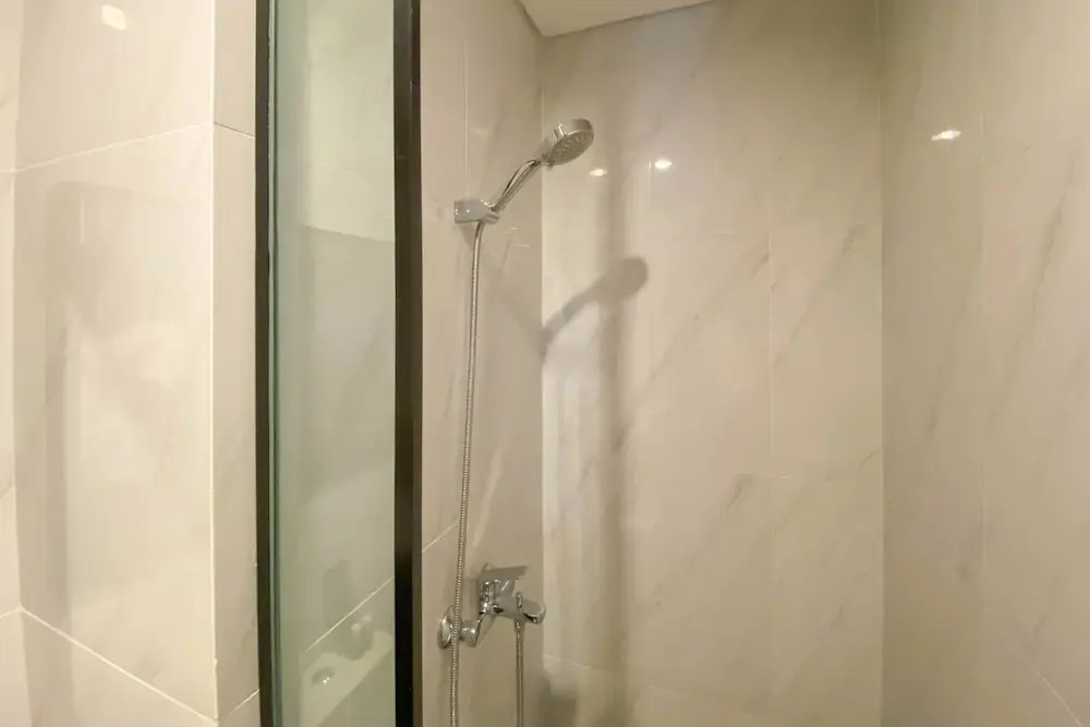 Джакарта: Restful And Comfortable Studio At Ciputra World 2 Apartment