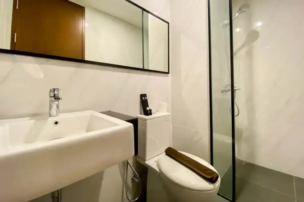 Джакарта: Comfort And Modern Look Studio Room Ciputra World 2 Apartment
