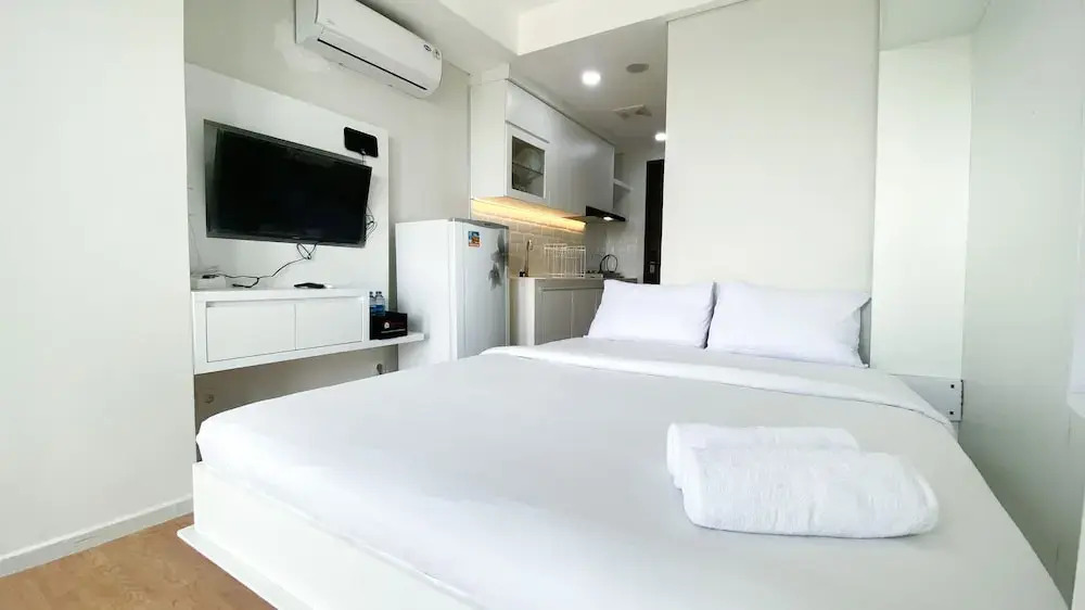 New And Modern Studio At Daan Mogot City Apartment — фото 1