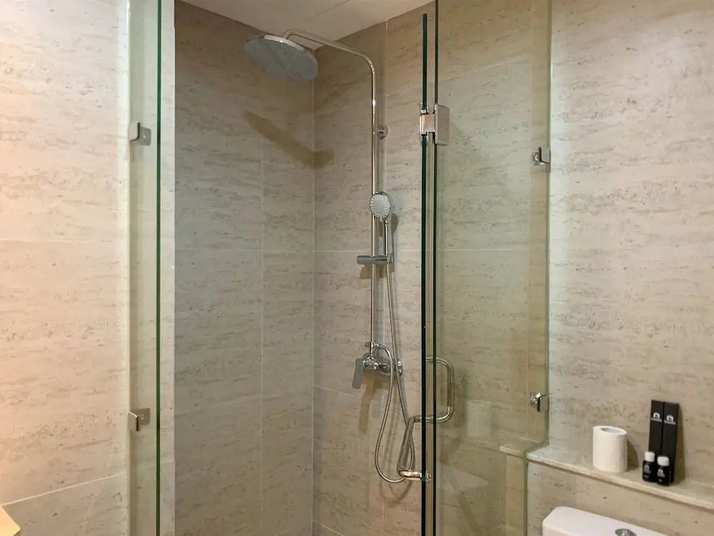 Джакарта: Nice 1Br At Gold Coast Apartment