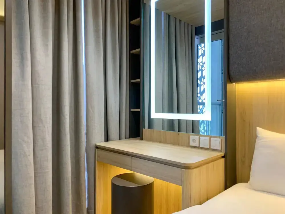 Джакарта: Nice 1Br At Gold Coast Apartment
