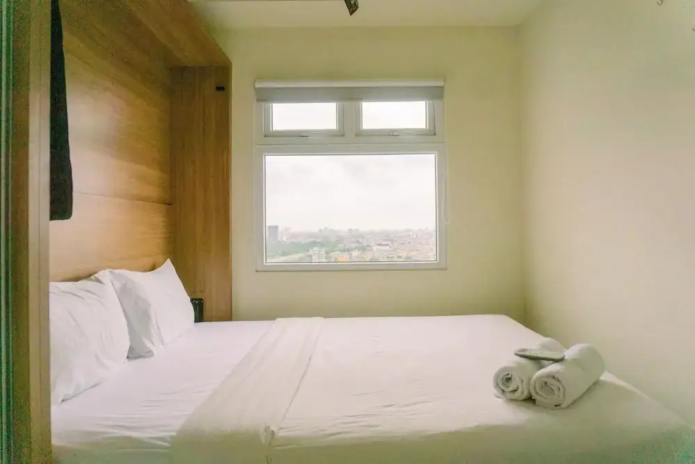 Джакарта: Minimalist And Best Deal 2Br Green Pramuka City Apartment