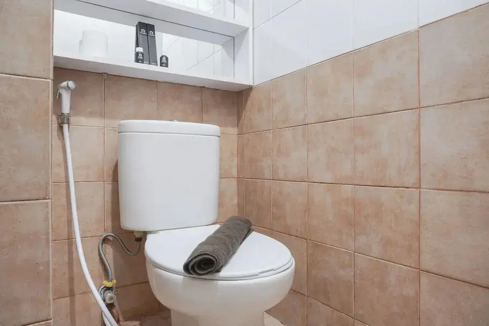 Джакарта: Cozy And Well Designed 2Br At Green Pramuka City Apartment