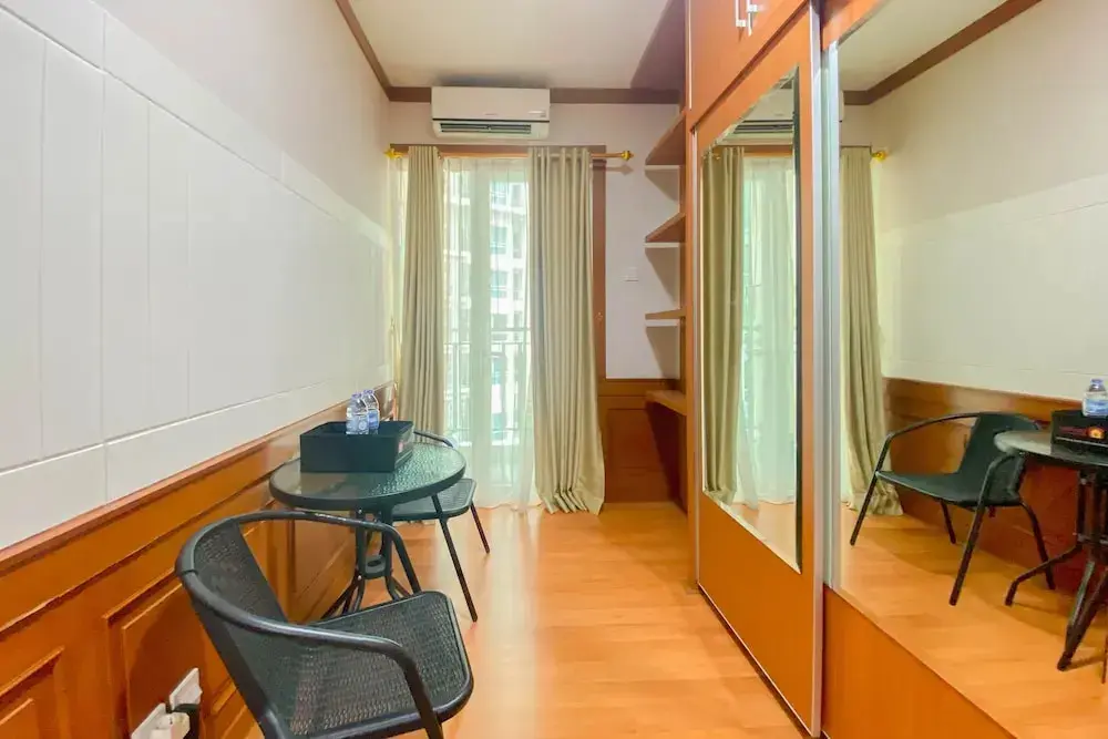 Джакарта: Comfy And Minimalist 1Br Apartment At Woodland Park Residence