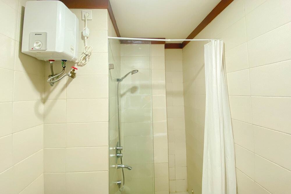 Джакарта: Comfy And Minimalist 1Br Apartment At Woodland Park Residence
