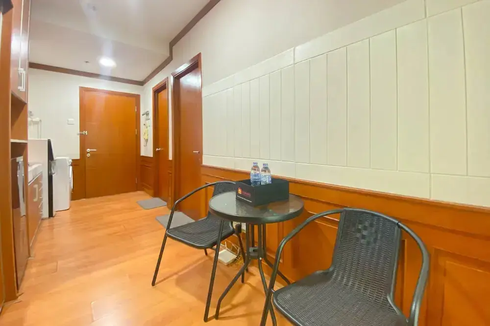 Джакарта: Comfy And Minimalist 1Br Apartment At Woodland Park Residence