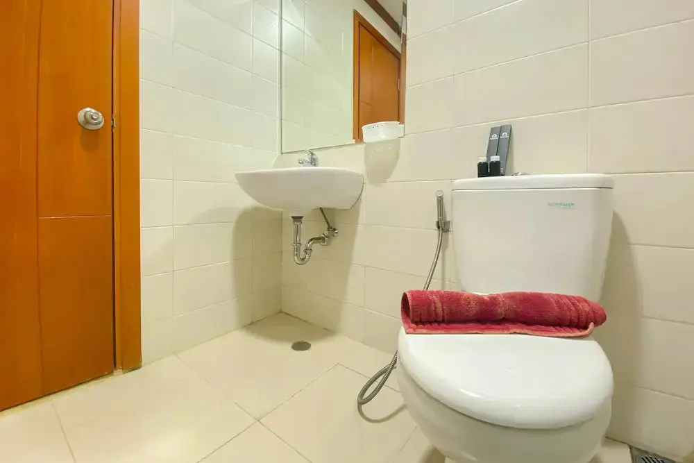 Джакарта: Comfy And Minimalist 1Br Apartment At Woodland Park Residence