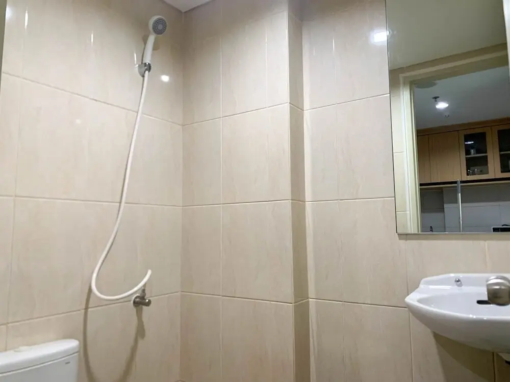 Чипутат: Comfy And Simply Look 2Br Osaka Riverview Pik 2 Apartment