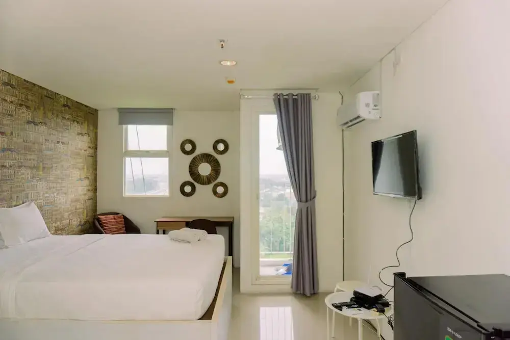 Южный Тангеранг: Classic Studio Apartment At 8Th Floor Tuscany Residences