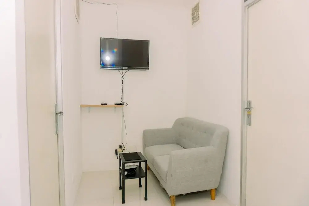 Джакарта: Comfort 2Br At 22Nd Floor Menara Kebon Jeruk Apartment