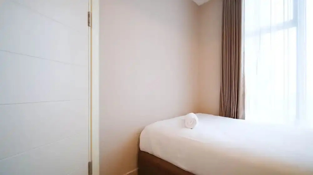 Сурабая: Enchanting And Beautiful 2Br Apartment At Supermall Mansion Benson Tower