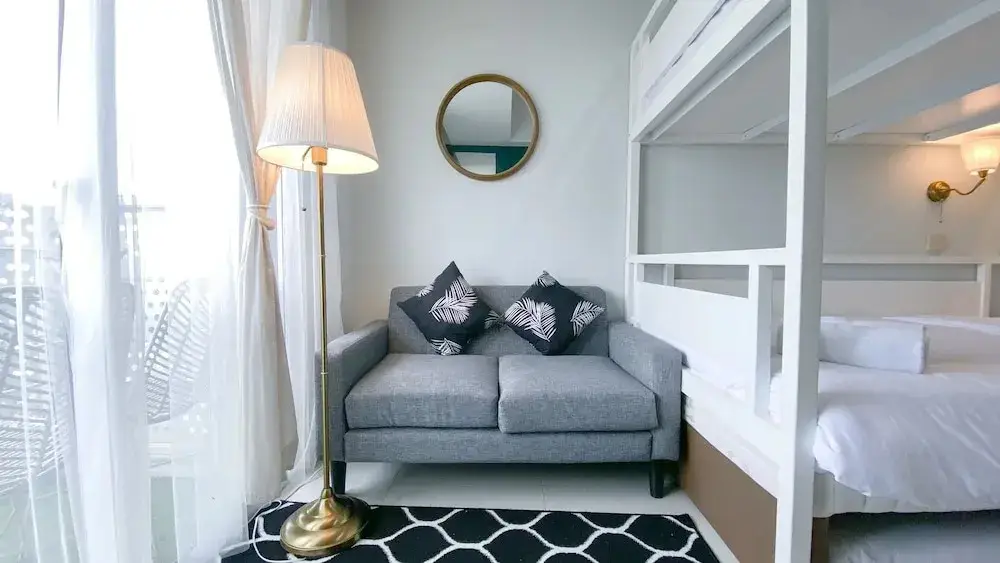 Modern Classic Studio At West Vista Apartment — фото 1