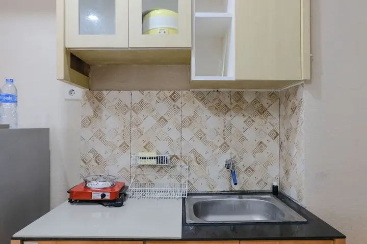 Бандунг: Homey Studio At 1St Floor Grand Asia Afrika Apartment