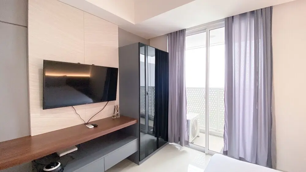 Джакарта: Cozy Living And Warm Studio Apartment At West Vista