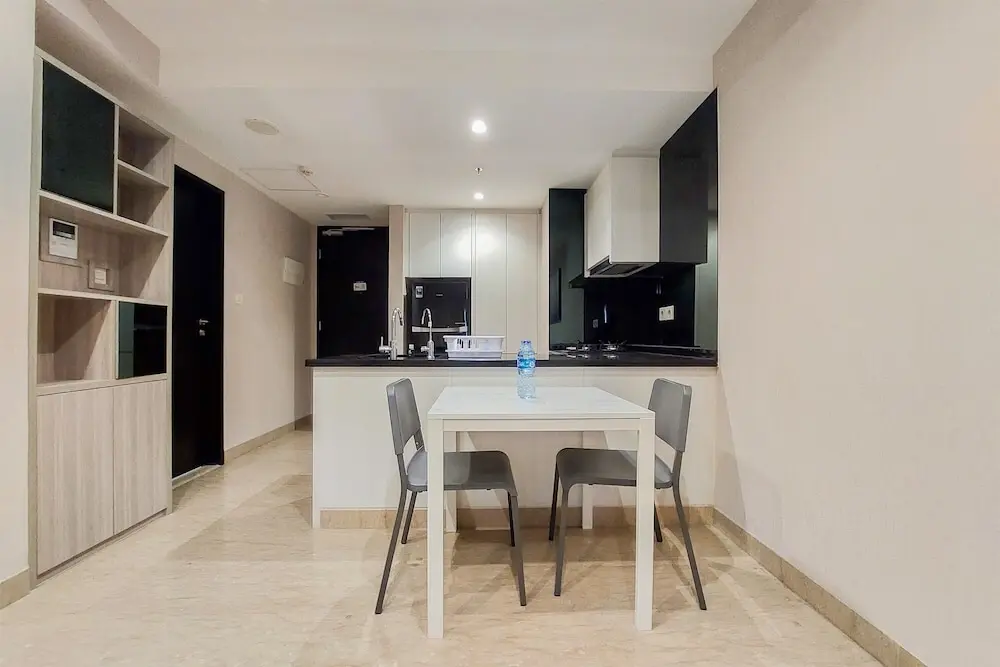 Legok: Nice And Elegant 1Br At 15Th Floor Branz Bsd City Apartment