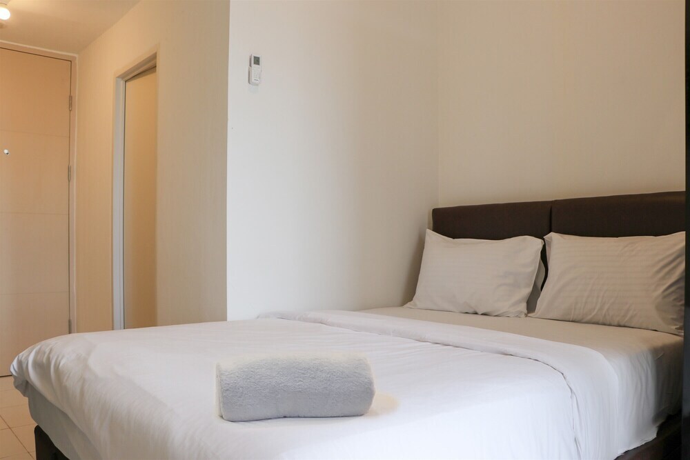 Южный Тангеранг: Comfy And Simply Studio Tokyo Riverside Pik 2 Apartment