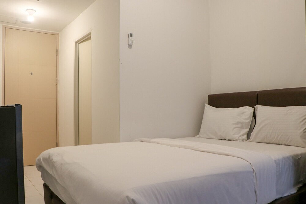 Южный Тангеранг: Comfy And Simply Studio Tokyo Riverside Pik 2 Apartment