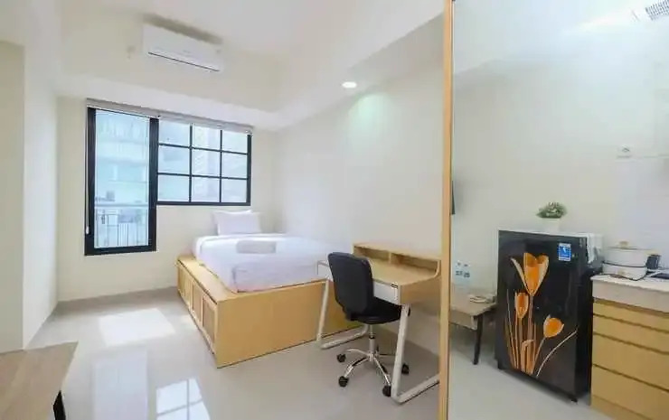 Депок: Comfy Studio At 2Nd Floor Evenciio Margonda Apartment