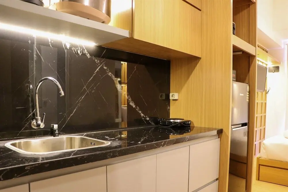 Южный Тангеранг: Best Choice And Restful Studio Tokyo Riverside Pik 2 Apartment