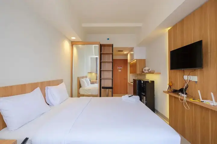 Депок: Simply Design Studio Room Evenciio Margonda Apartment