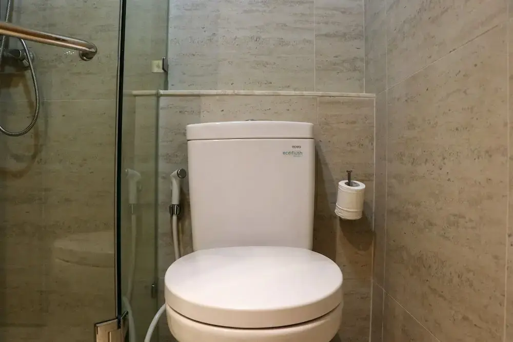 Джакарта: Elegant And Warm 1Br At Gold Coast Apartment