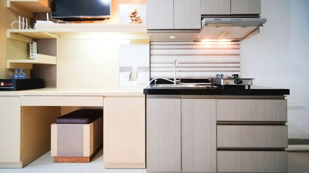 Сурабая: Enchanting Studio Connected To Mall At Tanglin Supermall Mansion Apartment