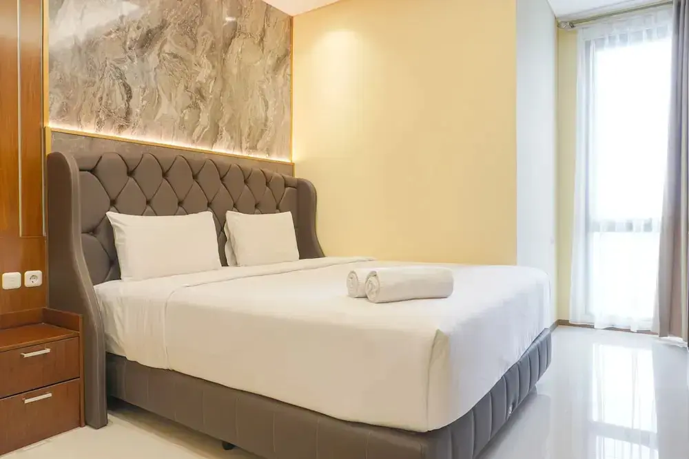 Джакарта: Homey And Spacious 2Br At Samara Suites Apartment