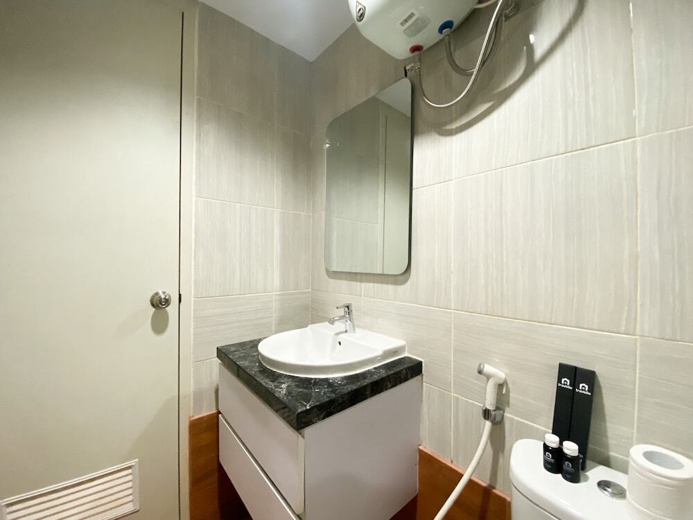 Чикаранг: Simply Look And Comfort 1Br Vasanta Innopark Apartment