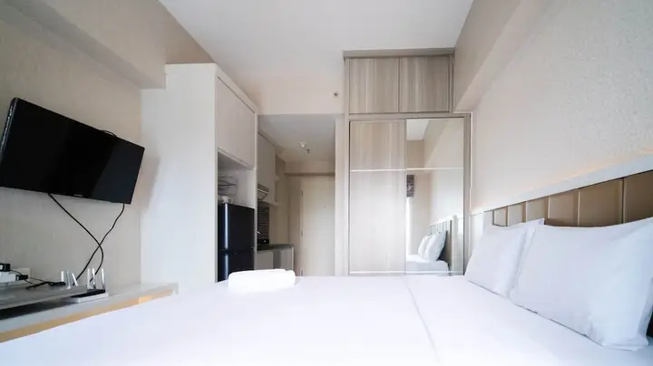 Сурабая: Best Choice Studio Apartment Connected To Mall At Supermall Mansion Tanglin