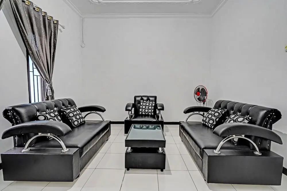 Гарут: OYO 91334 Permata Papua Guest House