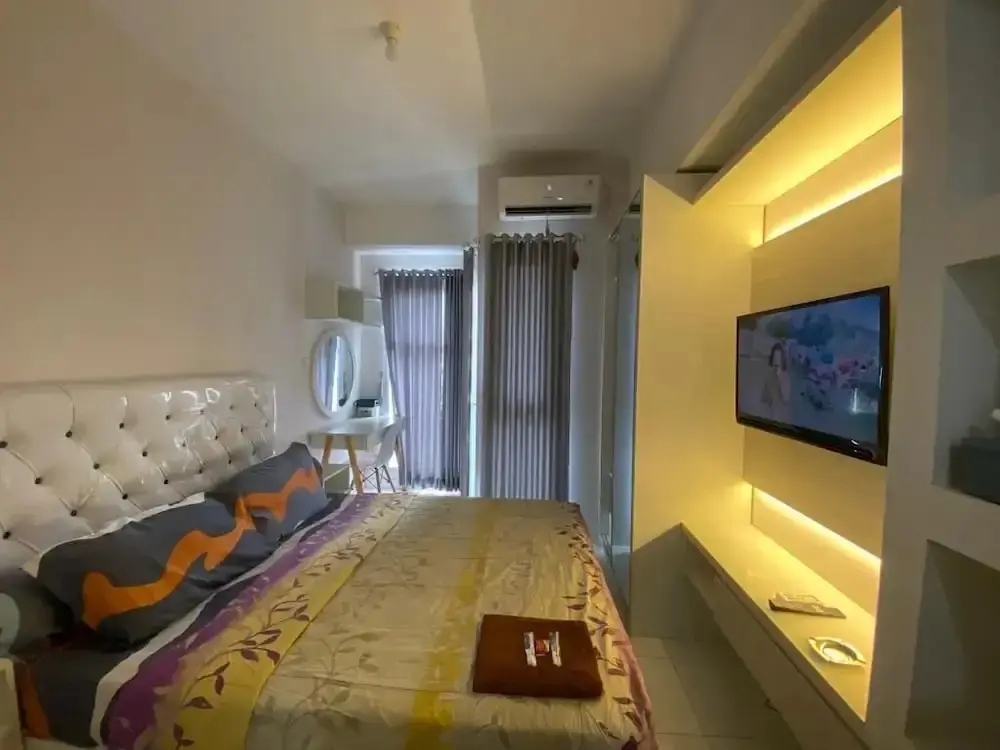 Южный Тангеранг: Amazana Serpong Residences by KakaRama
