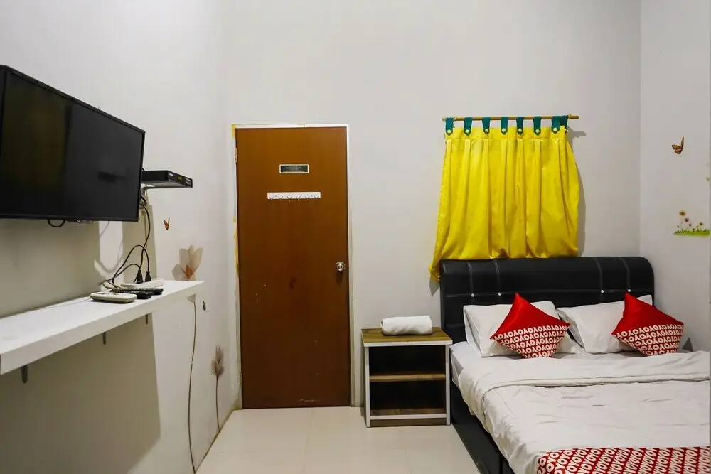 Батам: OYO 92451 Hasan House Syariah 2NearVihara Budhi Bhakti