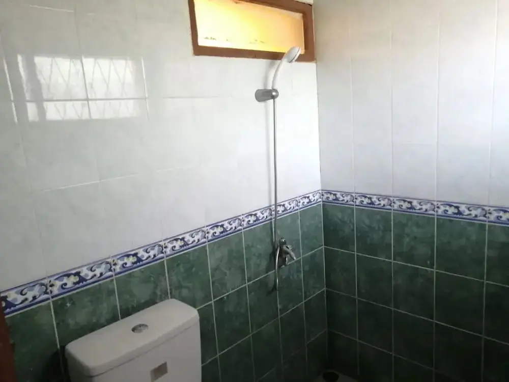 Банджармасин: SPOT ON 92458 Azeela Kost Syariah