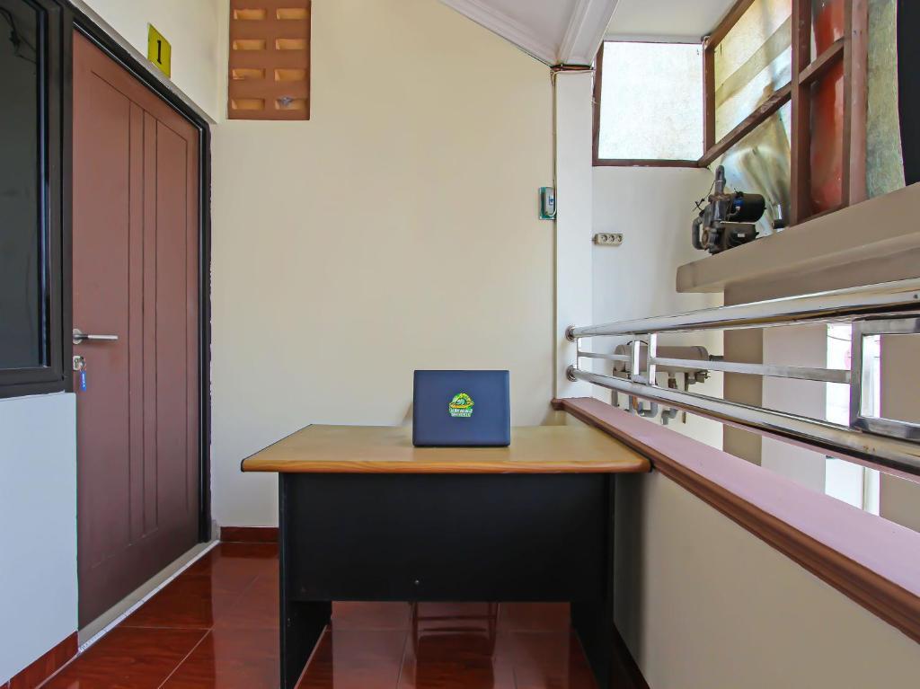 Пекалонган: Super OYO 92437 Wahidin Guesthouse