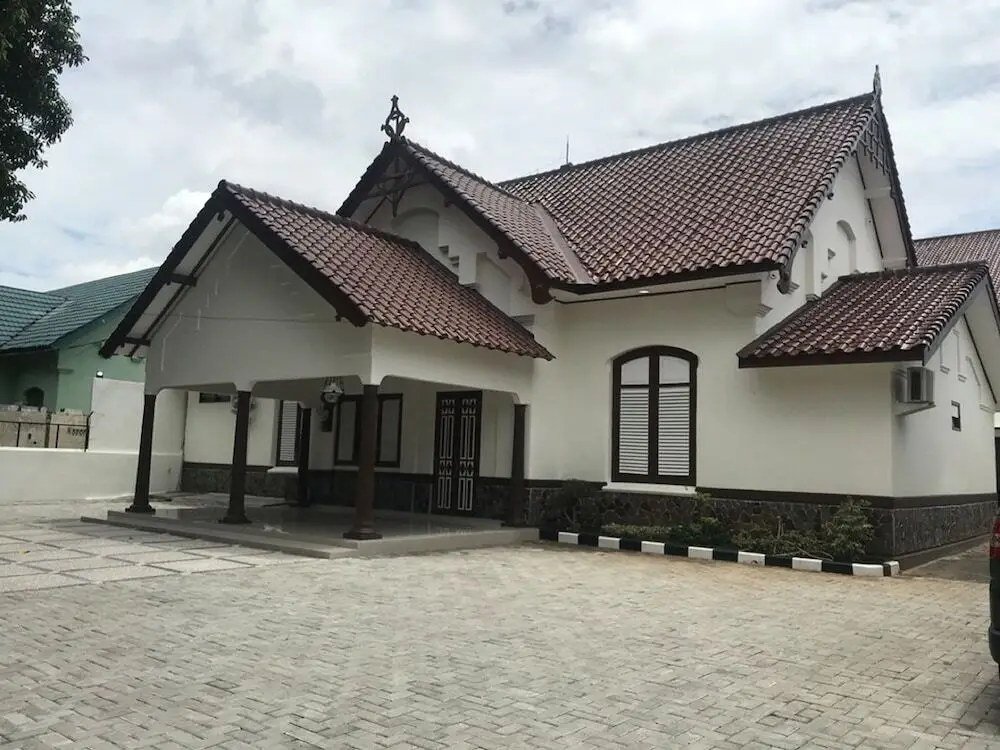 Джакарта: OYO 92468 Roemah Djatinegara