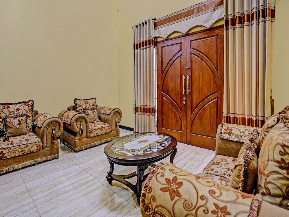 Сурабая: SPOT ON 91892 Raffa Residence Syariah