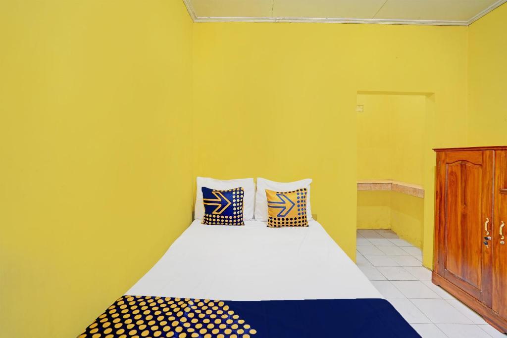 Баньюванги: SPOT ON 92372 Rinda Homestay Syariah & Resto
