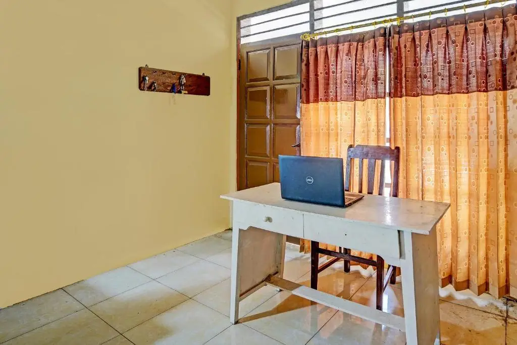 Баньюванги: SPOT ON 92372 Rinda Homestay Syariah & Resto