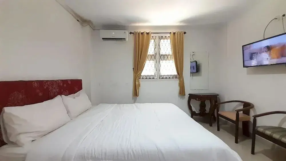 Петумбак: OYO 92463 Deli Hotel Medan