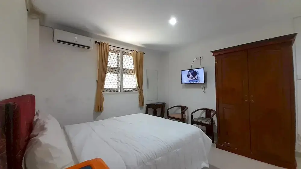 Петумбак: OYO 92463 Deli Hotel Medan