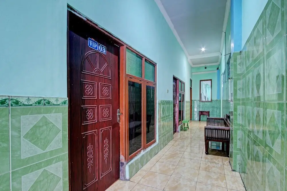 SPOT ON 92445 Mutiara Indah Hotel — фото 1