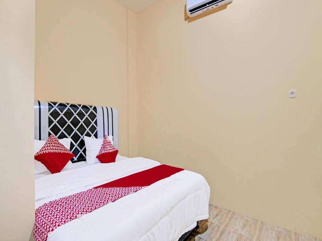 Пеканбару: Oyo 91835 Djasur Kost