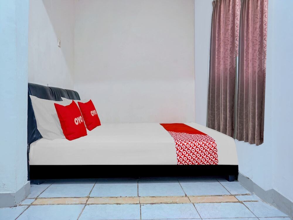 Макассар: SPOT ON 90117 Anugrah Homestay Near Pasar Segar